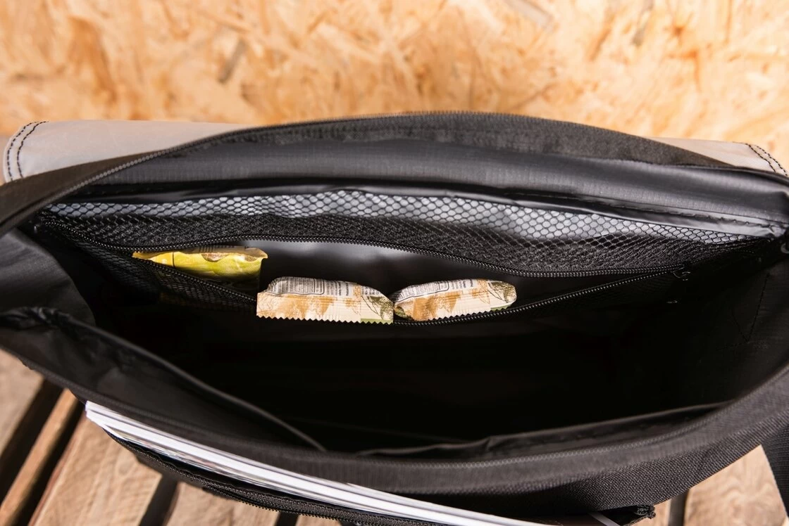 Torba rowerowa New Looxs Postino Office Crack Black Kolor: Czarny crack