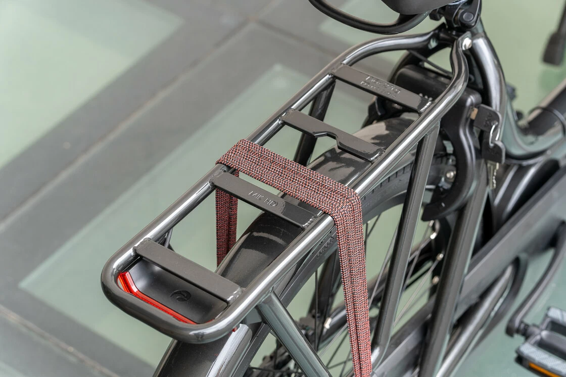 Transportowy rower elektryczny Batavus Fier 2