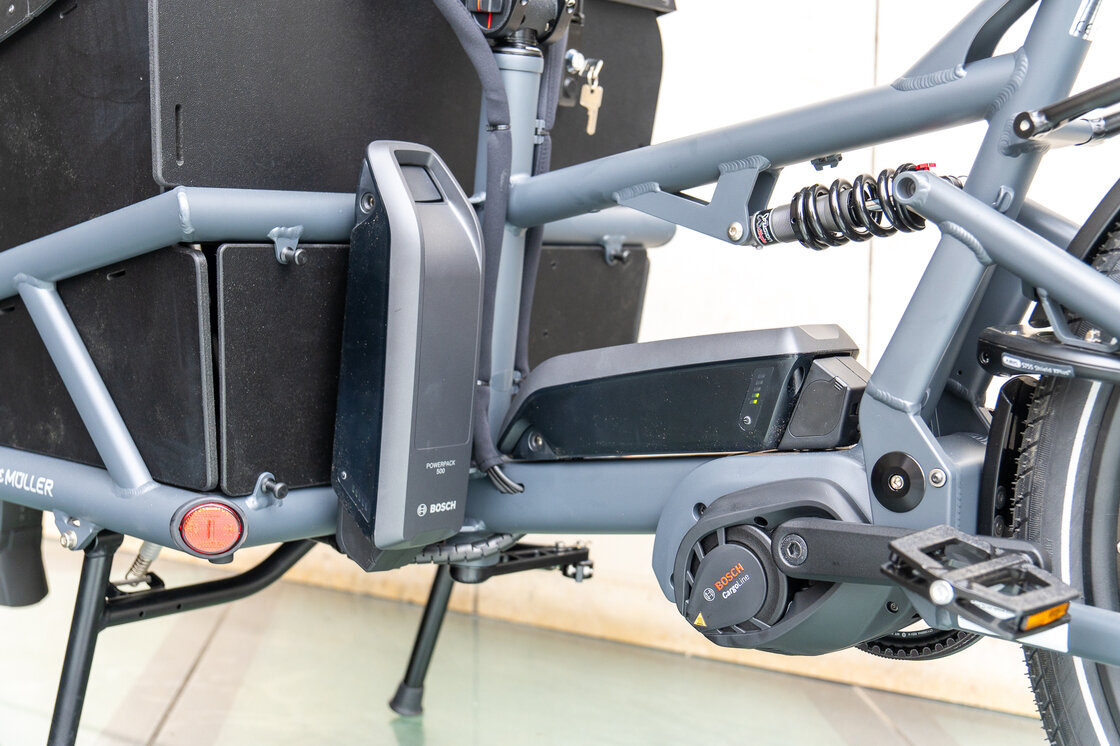 Transportowy rower elektryczny cargo Riese & Muller Load Load 60 Vario 1000Wh Coal grey matt