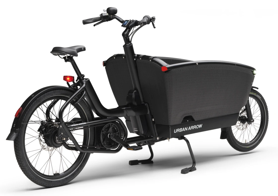 Transportowy rower elektryczny na pasku Urban Arrow FamilyNext PRO Suspension Czarny RainCover