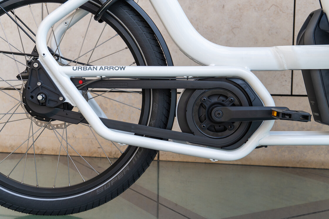 Transportowy rower elektryczny Urban Arrow Short Performance Line Biały