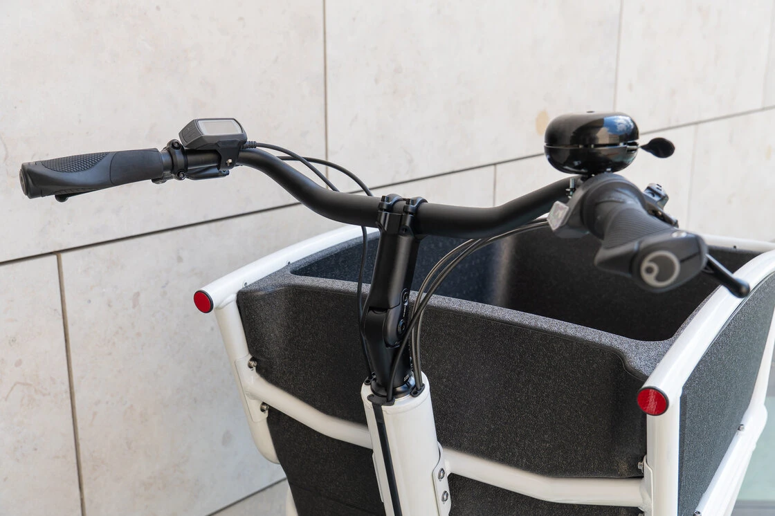 Transportowy rower elektryczny Urban Arrow Shorty Performance Line Czarny