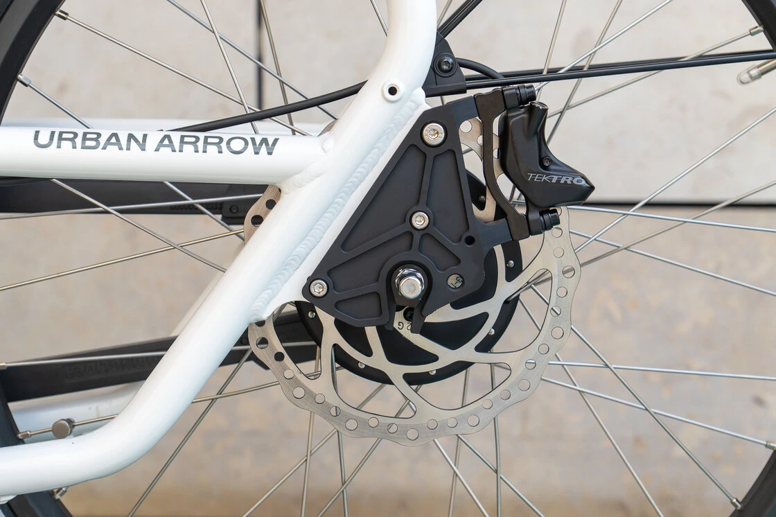 Transportowy rower elektryczny Urban Arrow Shorty Performance Line Czarny