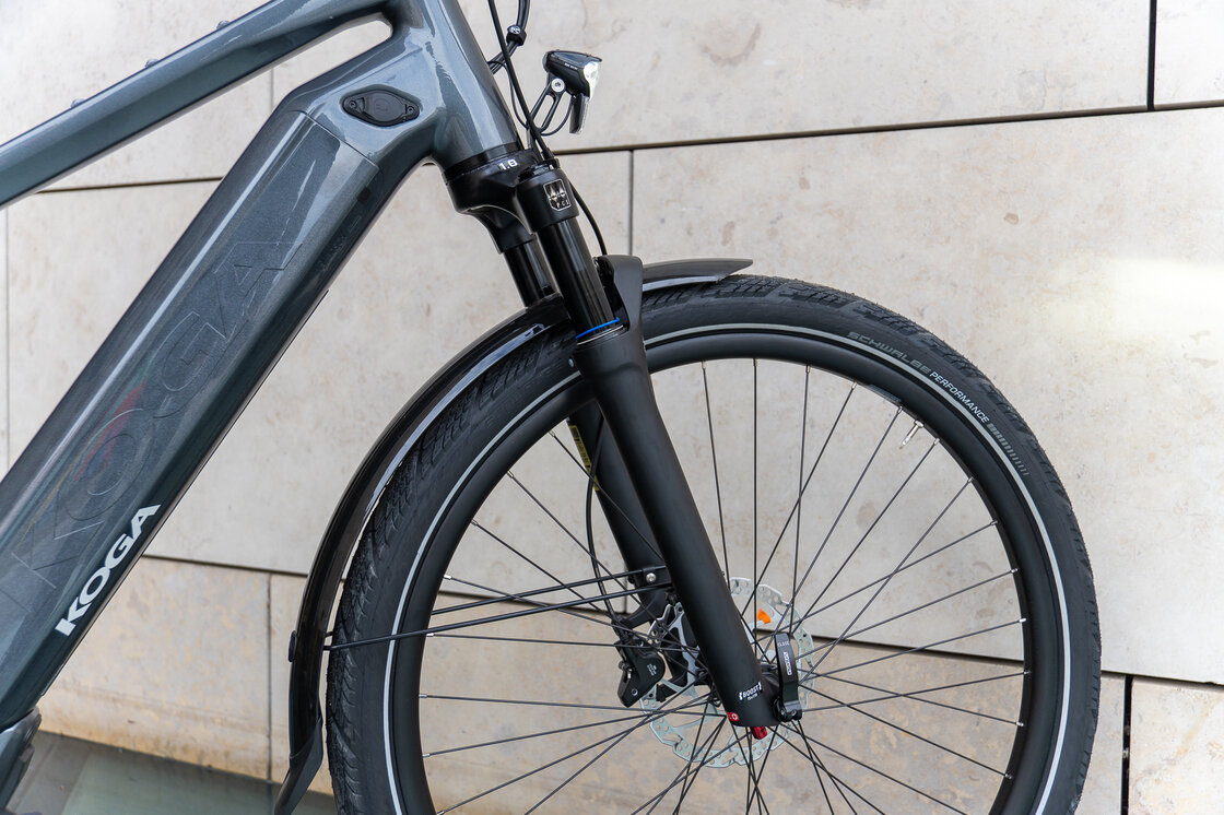Turystyczny rower elektryczny KOGA E-Worldtraveller Suspension 750Wh Unisex