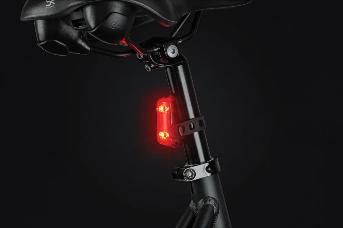 Tylna lampka rowerowa AXA DWN Rear Brake light USB