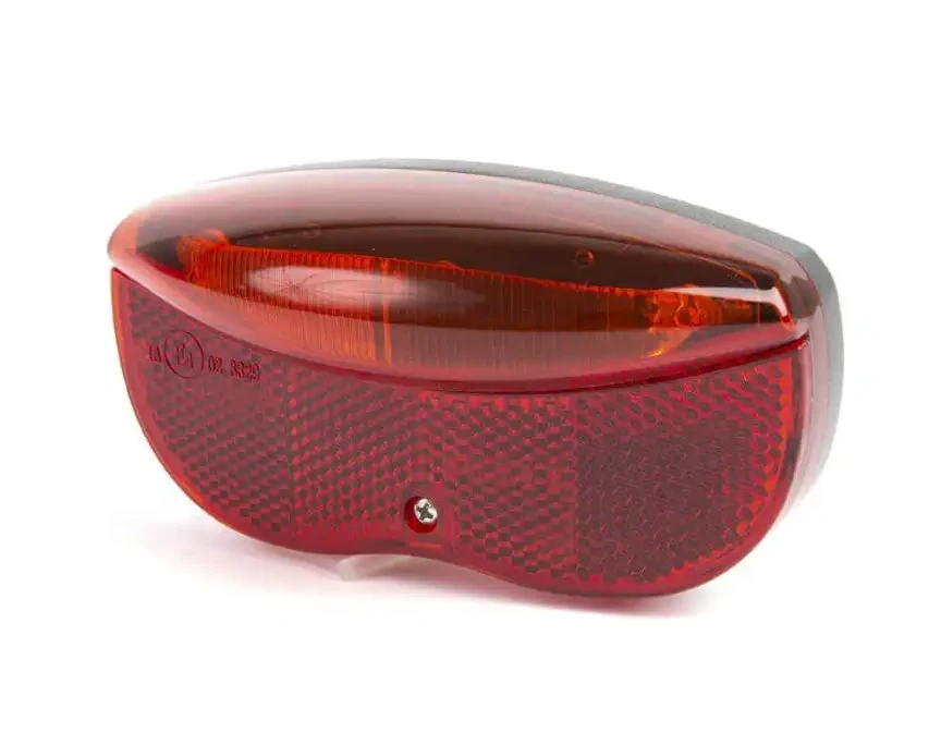 Tylna lampka rowerowa IKZI Light na bagażnik 50 mm