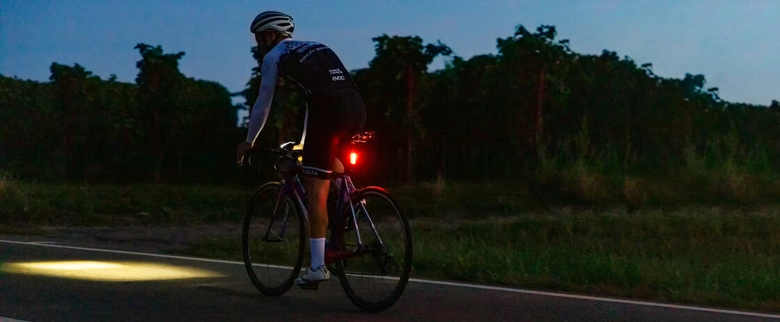 Tylna lampka rowerowa SIGMA BLAZE USB