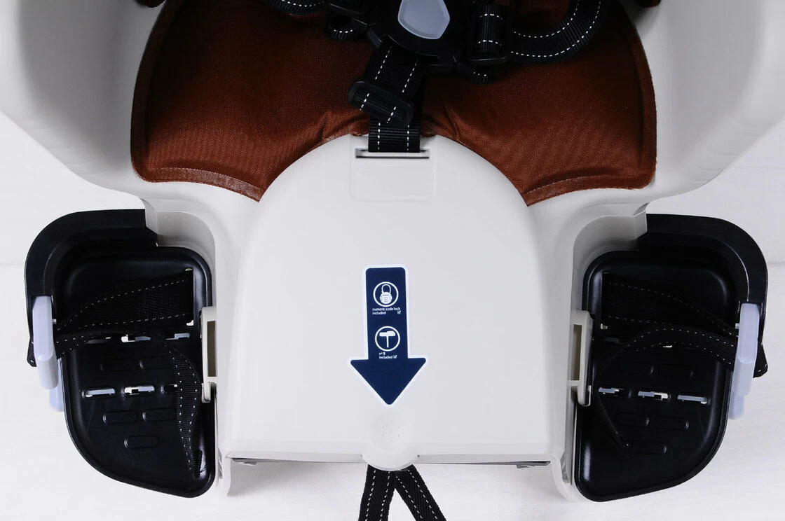 Tylny fotelik rowerowy Bobike Maxi Exclusive PLUS na bagażnik Cinnamon Brown