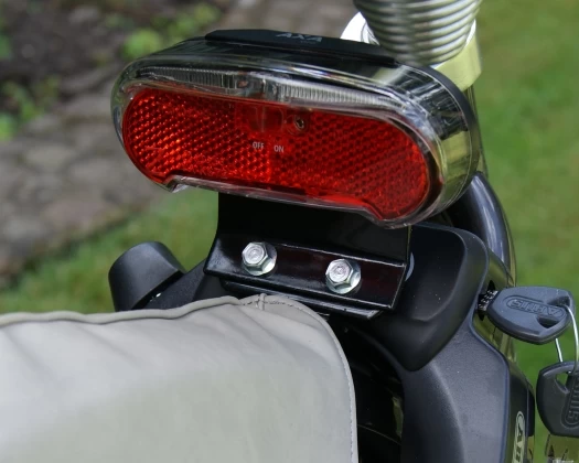 Uchwyt blacha montażowa lampki tylnej