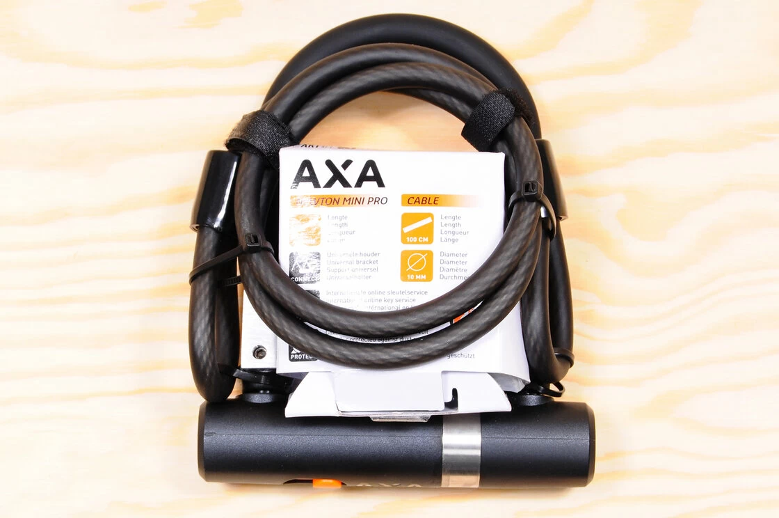 U-lock i linka zabezpieczająca AXA Newton U-Lock Pro Mini