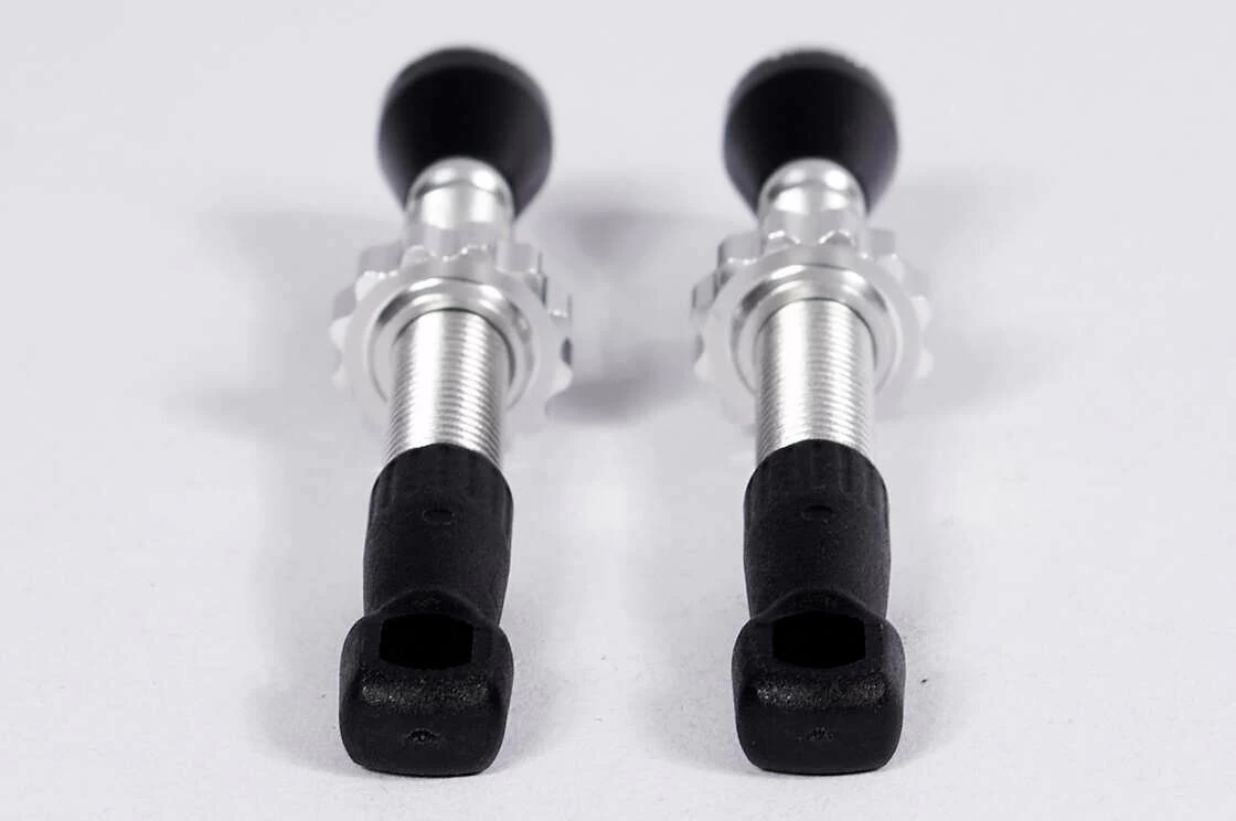 Zawór SV, bezdętkowy XLC PU-X17 Presta SV 45 mm