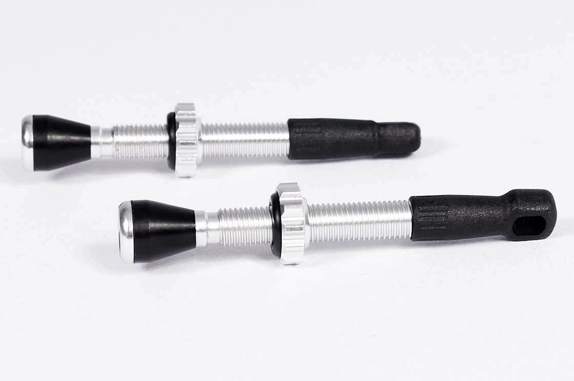 Zawór SV, bezdętkowy XLC PU-X17 Presta SV 45 mm