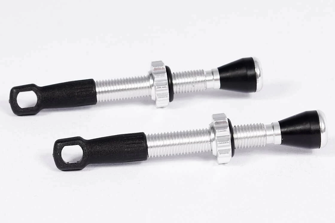 Zawór SV, bezdętkowy XLC PU-X17 Presta SV 45 mm