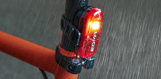 Zestaw lampek rowerowych Sigma Aura 30 / Curve