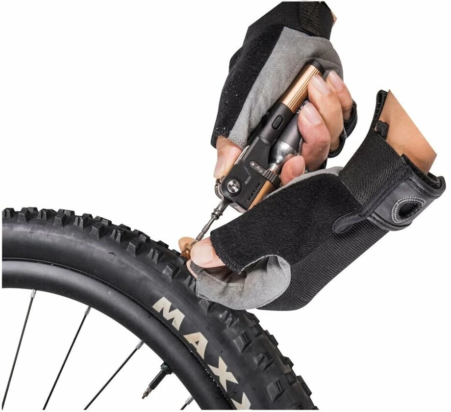 Zestaw naprawczy do opon bezdętkowych z pompką CO2 Topeak Tubi Master + 