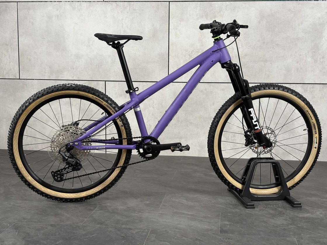 Zjazdowy rowerek dla dzieci Early Rider Hellion 24 fioletowy