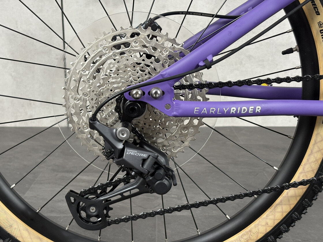 Zjazdowy rowerek dla dzieci Early Rider Hellion 24 fioletowy