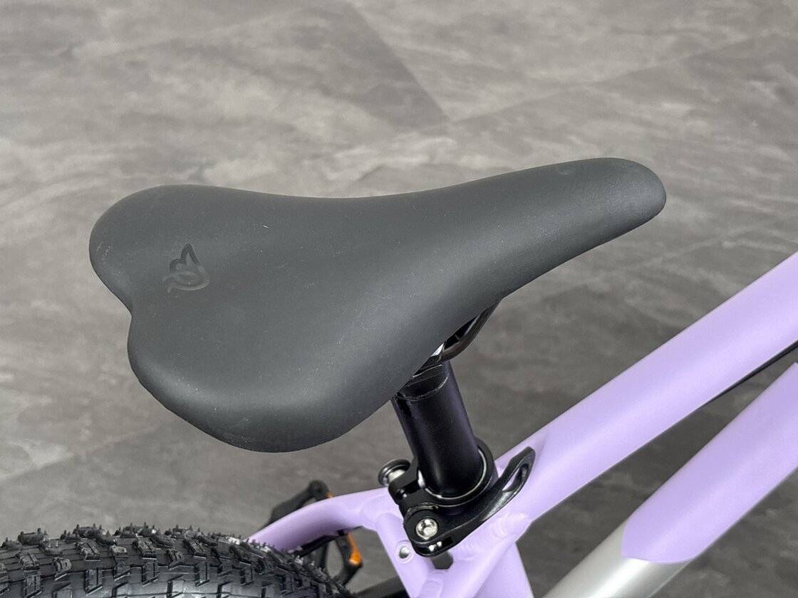 Zjazdowy rowerek z amortyzatorem Early Rider Charger 16"  Violet Haze