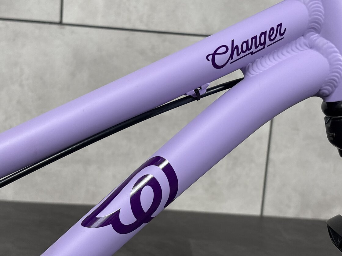 Zjazdowy rowerek z amortyzatorem Early Rider Charger 16"  Violet Haze